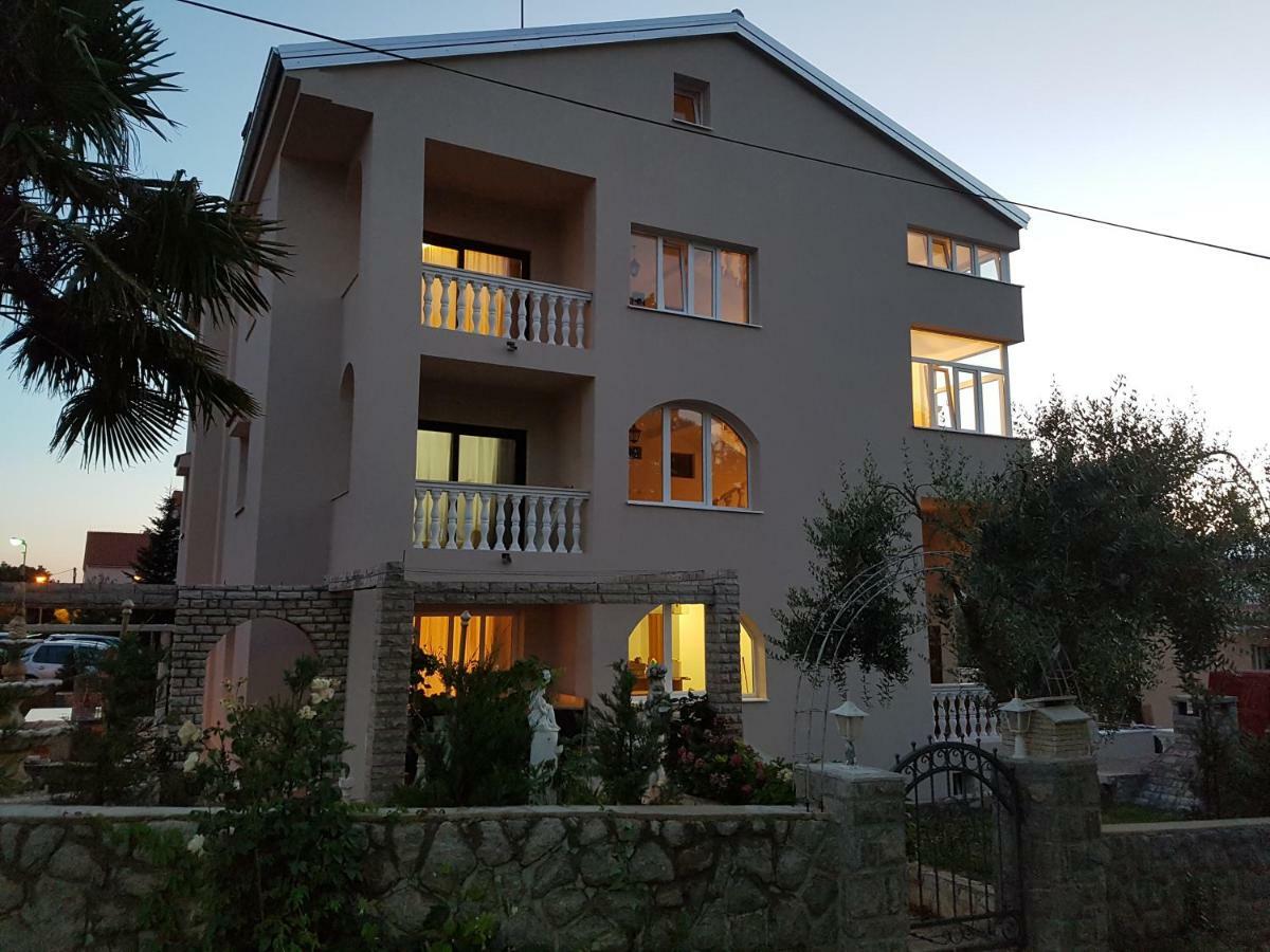 Villa Rea มาลินสกา ภายนอก รูปภาพ
